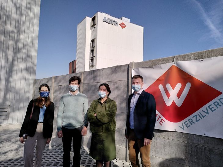 Minister van Energie Demir draait kraan open van innovatief warmtenet Warmte Verzilverd Minister van Energie Demir draait kraan open van innovatief warmtenet Warmte Verzilverd